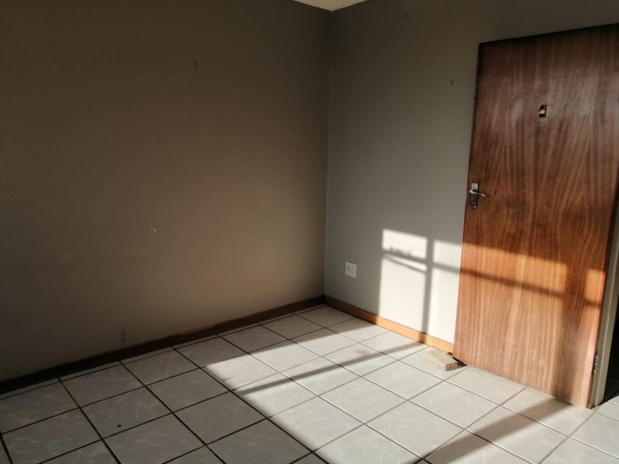 2 Bedroom Property for Sale in Navalsig Free State
